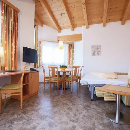 Apartment In Kaltenbach Near Ski Lift, Cleaning Included Apartment Stumm